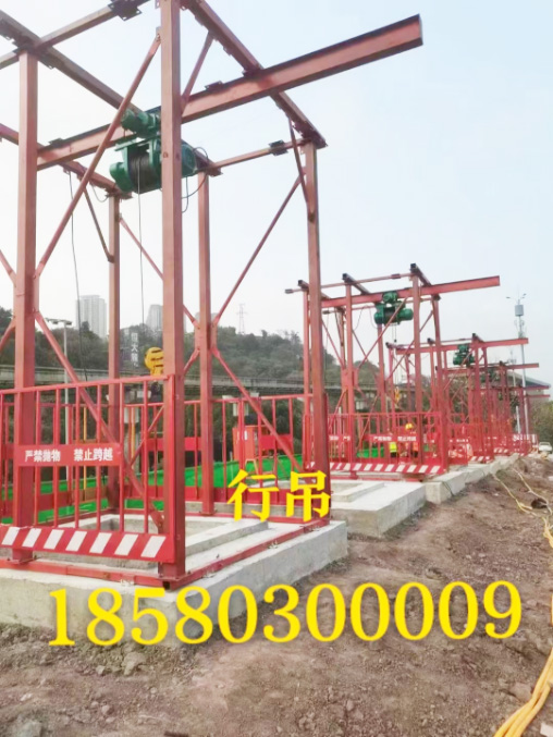 �����е�